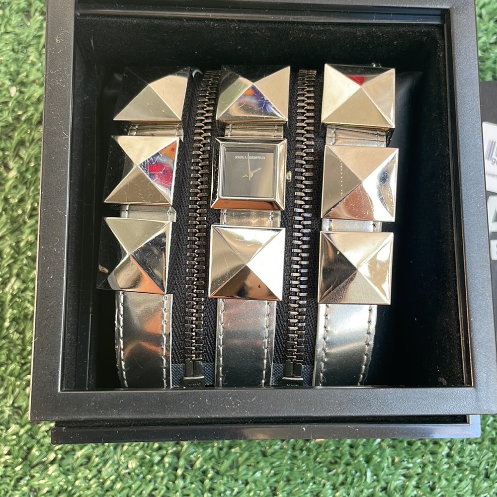 Karl lagerfeld silver stud watch triple band - Picture 3 of 7